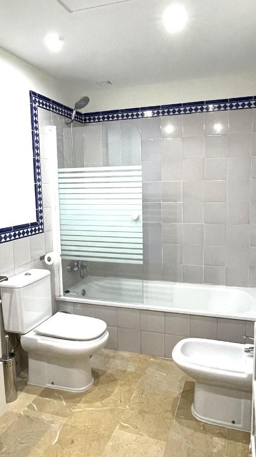 Apto Duplex, Марбеля Екстериор снимка